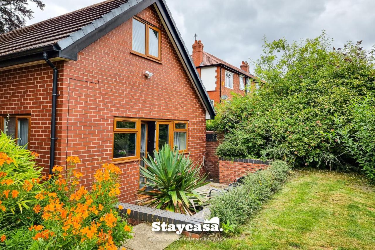 فندق Tranquil Annex With Hidden In Beautiful Setting Bredbury المظهر الخارجي الصورة